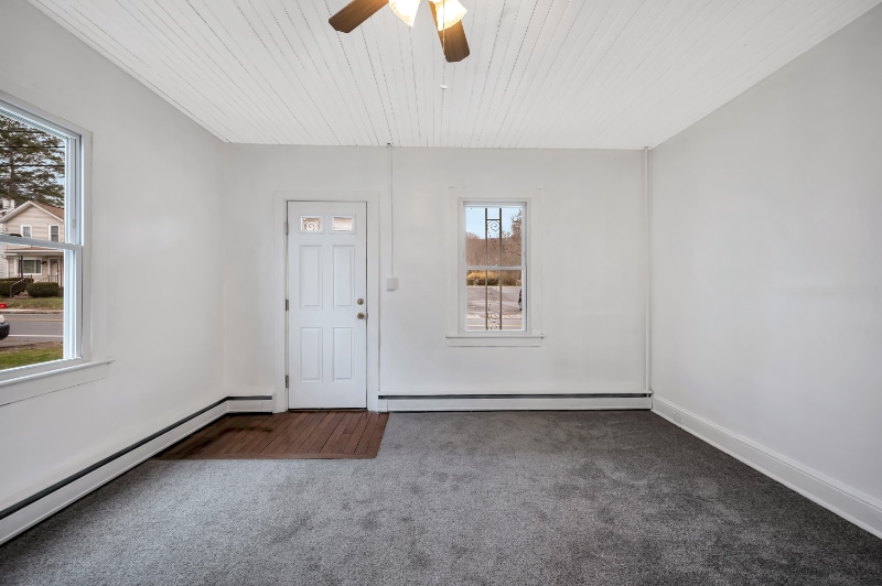 Building Photo - 325 S Keyser Ave