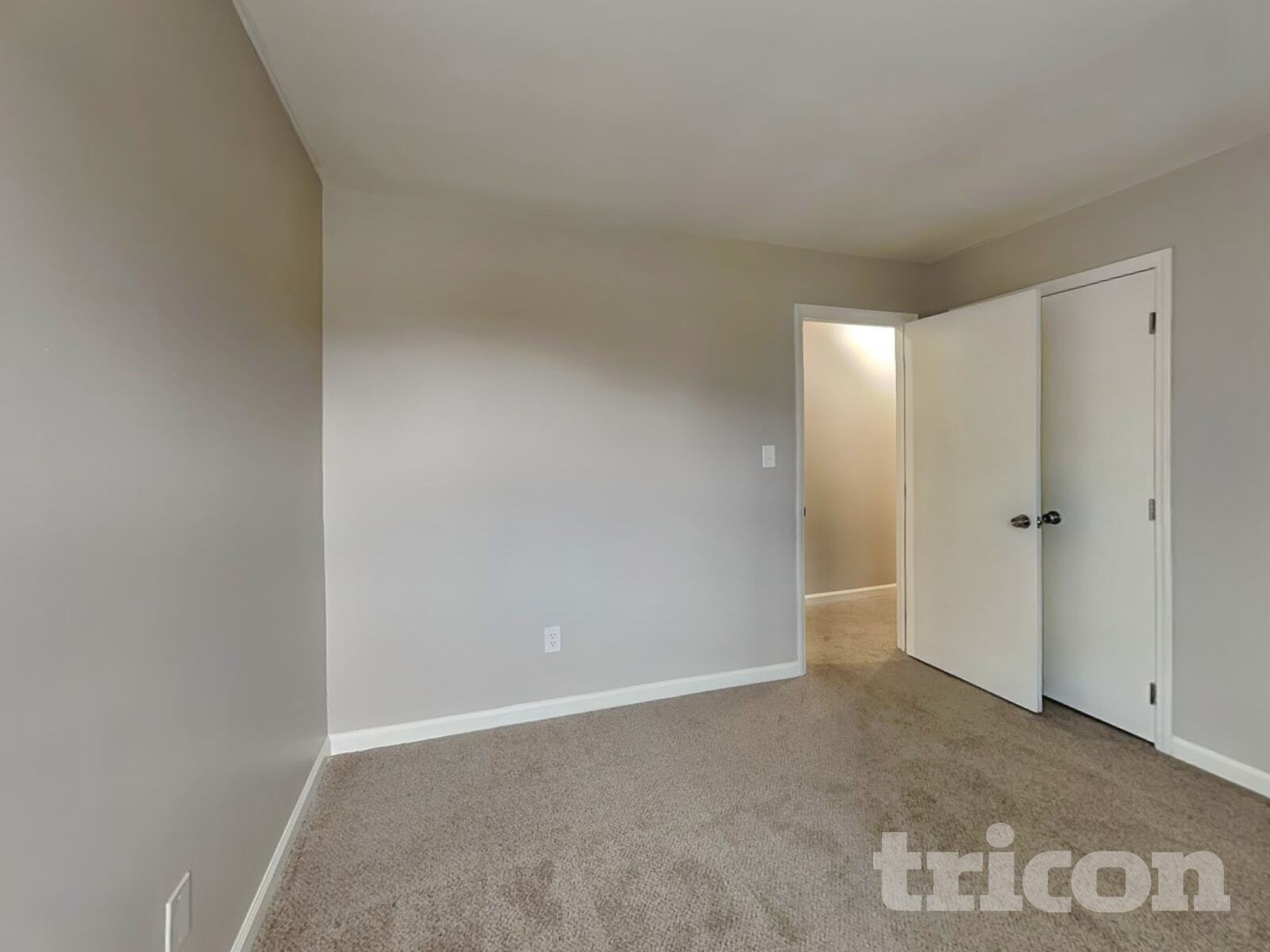 Building Photo - 4128 Labrador Dr