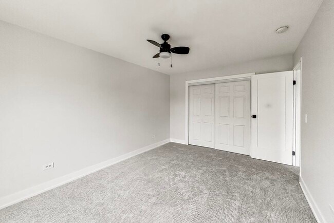 Building Photo - 239 S Gregory St