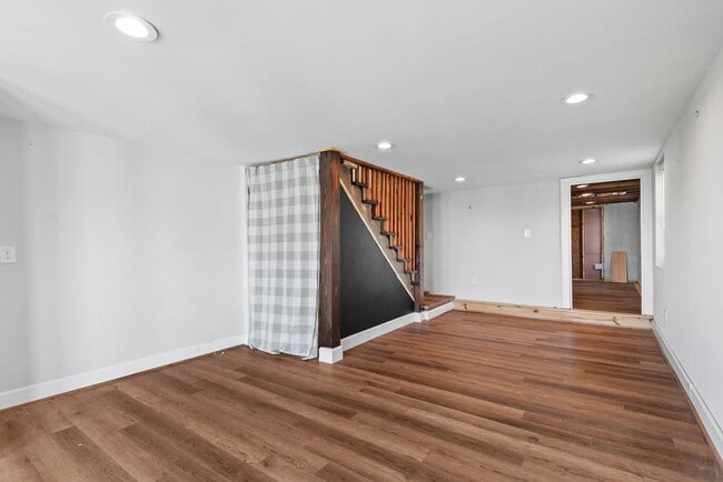 Building Photo - Gorgeous Home in Durham Near Downtown