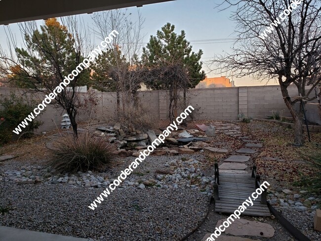 Building Photo - Wonderful 4 Bedroom, 3 Bathroom, 1 Car Gar...