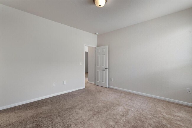 Building Photo - 188 Mayney Ln.