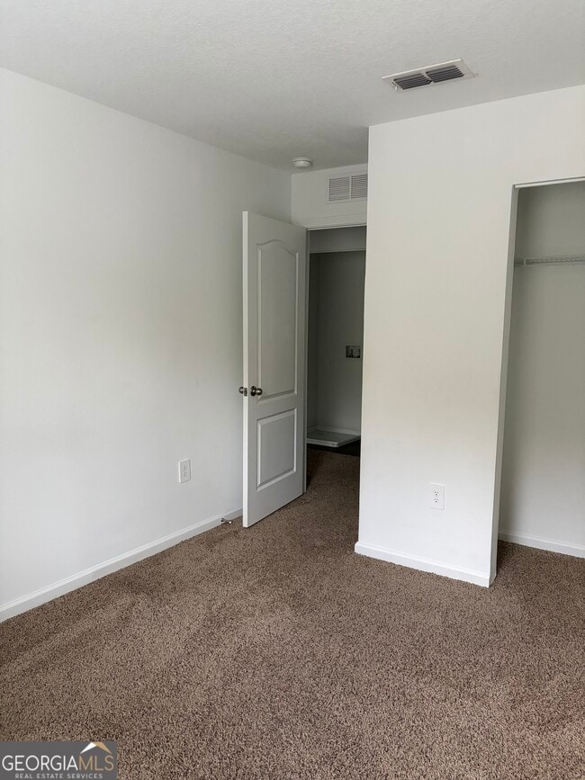 Building Photo - 152 Deep Bay Cir