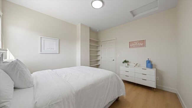 Building Photo - 8731 W Skagit Ave