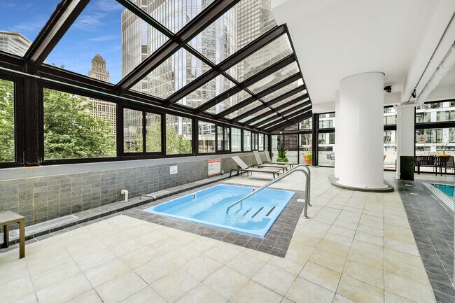 Building Photo - 405 N Wabash Ave