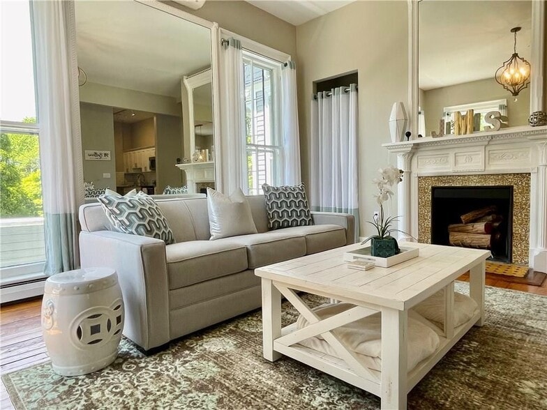 Building Photo - 541 Bellevue Ave