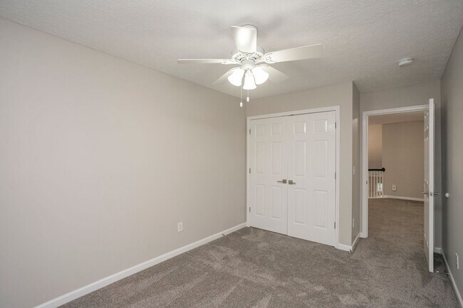 Building Photo - 7277 Charlotte Pike