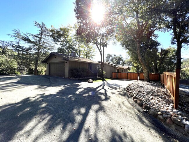 Building Photo - 2626 Mt Diablo Scenic Blvd
