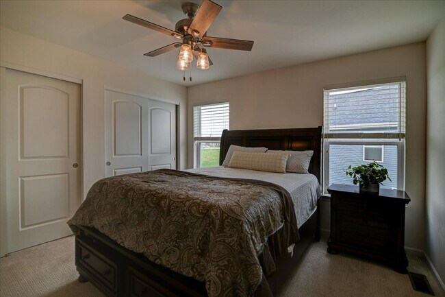 Building Photo - 2583 Dogwood Ln