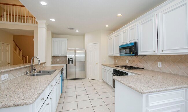 Building Photo - 16207 Waiting Spring Cir