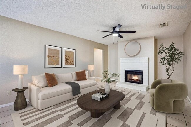 Building Photo - 13355 Water Oak Ln