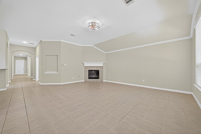 Building Photo - 17506 Waeback Dr