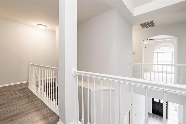 Building Photo - 10608 Sun Tree Cove