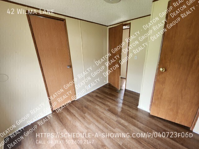 Building Photo - 42 Wilma Ln