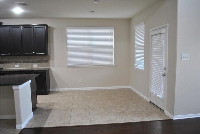 Building Photo - 18115 Fernwood Bend Dr