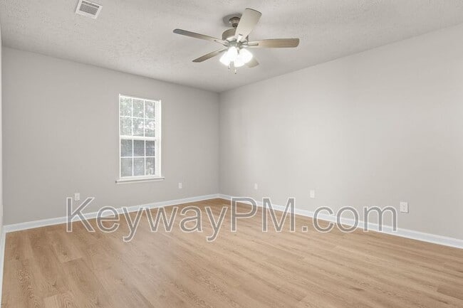 Building Photo - 710 Faircloth Ct