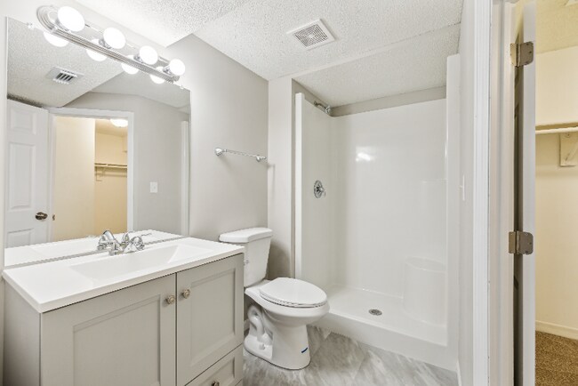 Building Photo - 8801 Madison St NE