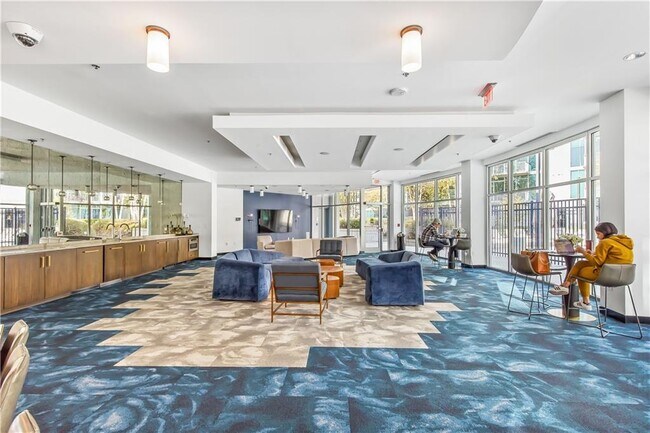 Building Photo - 950 W Peachtree St NW