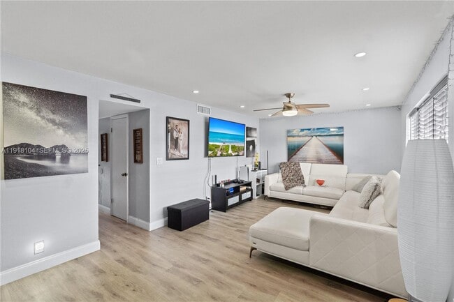 Building Photo - 8089 SW 18th Ct