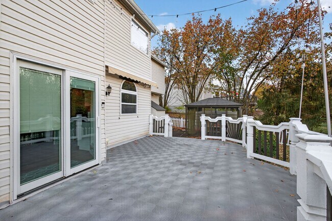 Building Photo - Stunning 4,166 Sq. Ft. Home in Westridge O...