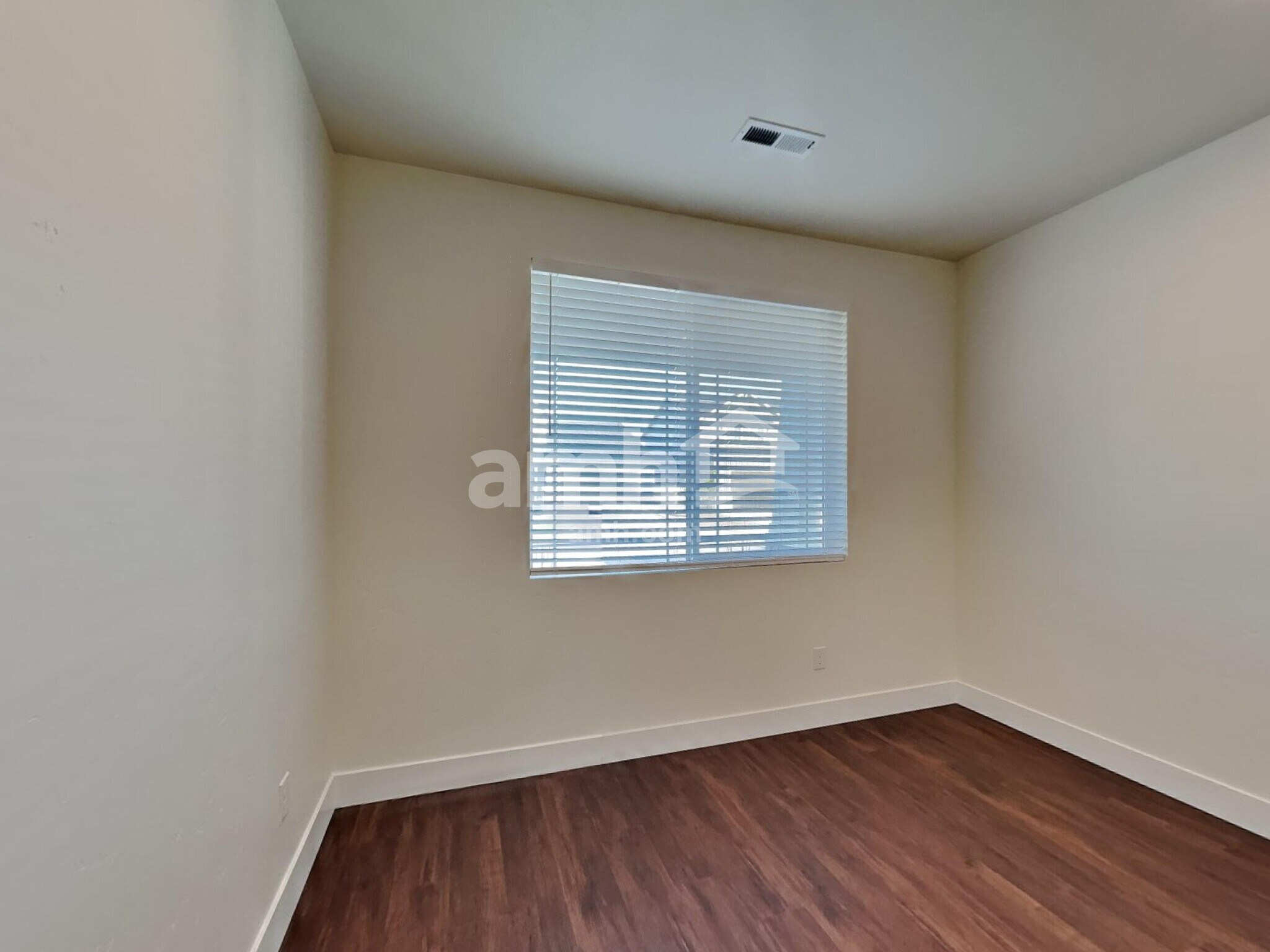 Building Photo - 9444 W Shumard St