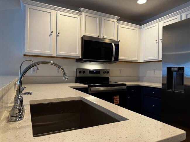 Building Photo - 5102 Monticello Heights Ln