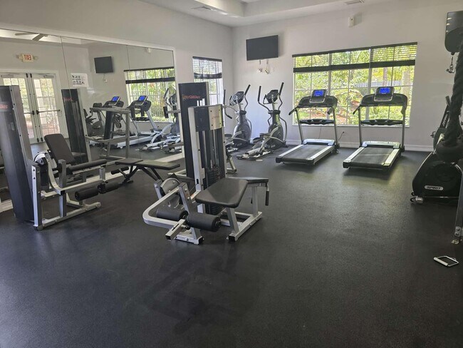 Building Photo - 2755 SW 165th Ave