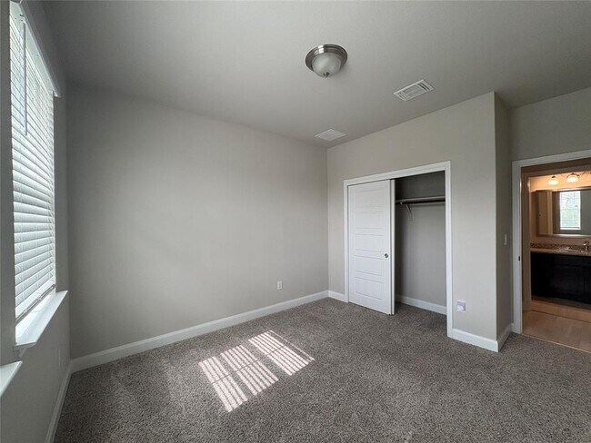 Building Photo - 9200 Margaret Jewel Ln