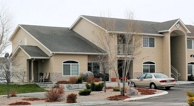 Primary Photo - Avalon Park Apartments