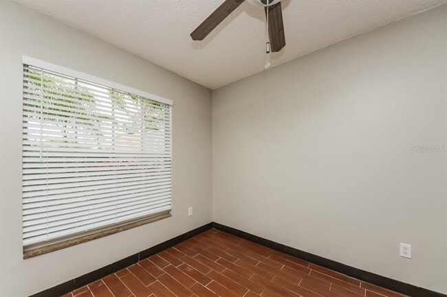 Building Photo - 637 Regency Way