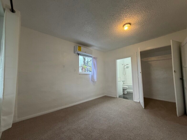 Building Photo - 1720 San Bernardino Ave