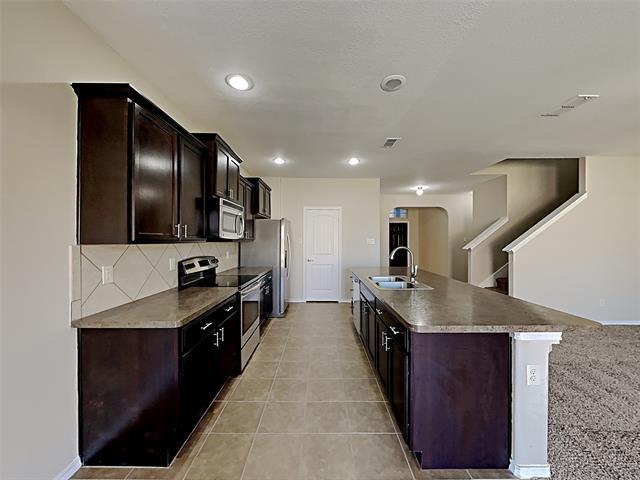 Building Photo - 620 Rio Bravo Dr