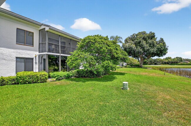 Building Photo - 15362 Strathearn Dr