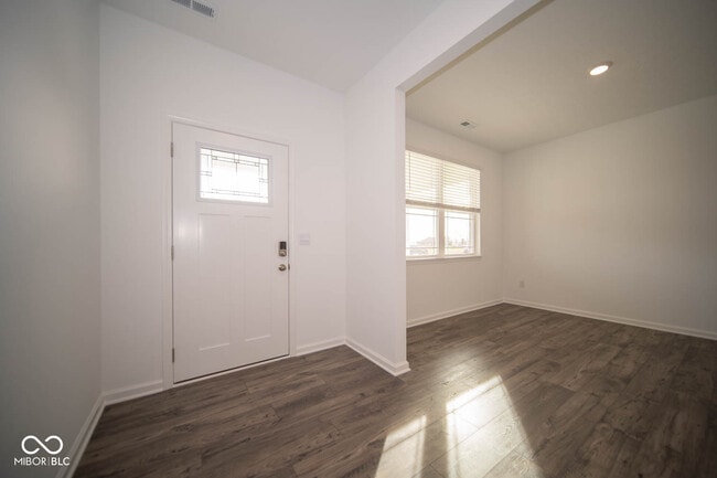 Building Photo - 60 Varner Dr