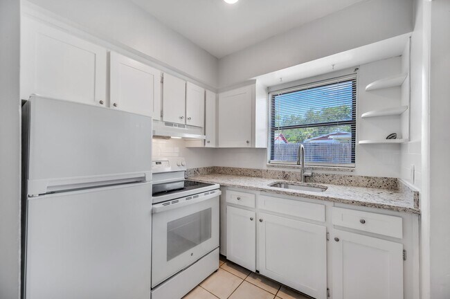 Interior Photo - Kenwood Villas
