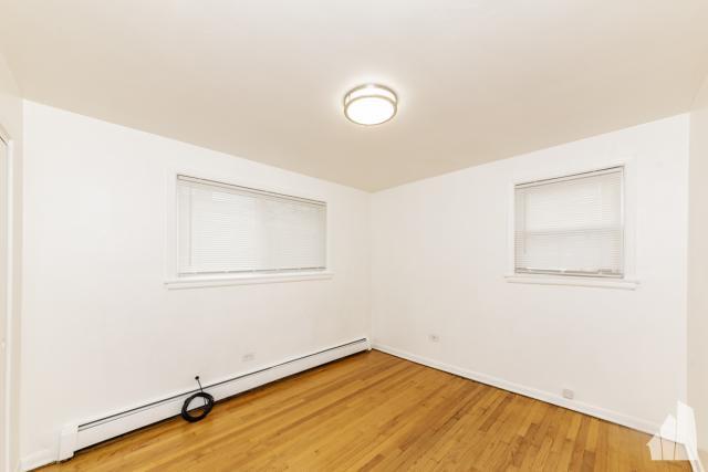 Building Photo - 3 bedroom in Hillside IL 60162