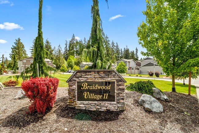 Building Photo - New Braidwood Village Home for Rent!