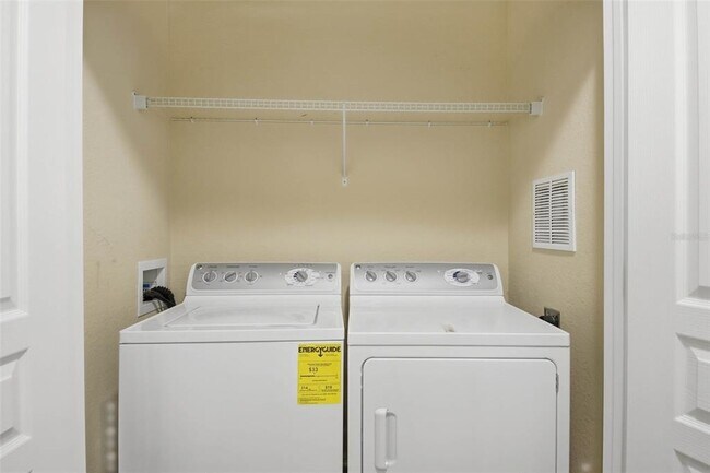 Building Photo - 8252 Civita Dr