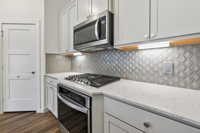 Building Photo - 13304 Big Sky Ct