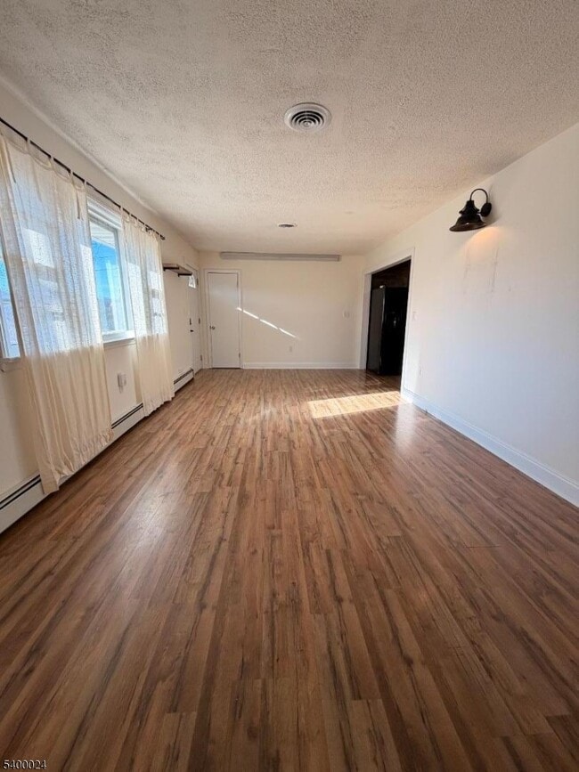 Building Photo - 46 NJ-173