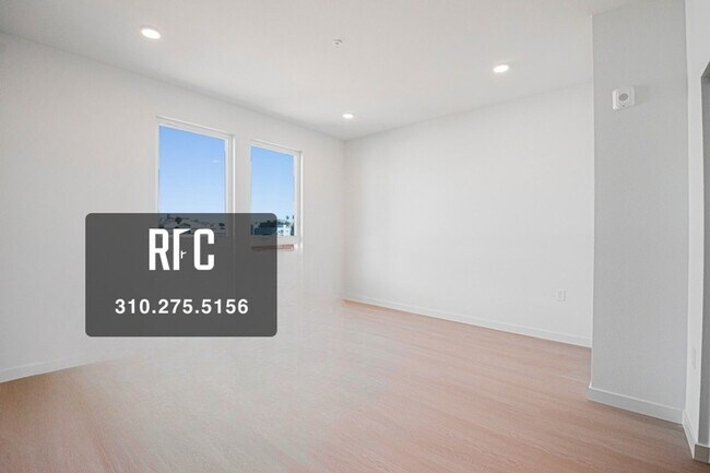 Building Photo - Welcome to the Gramercy