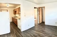 Building Photo - 107 Gold Strike Dr