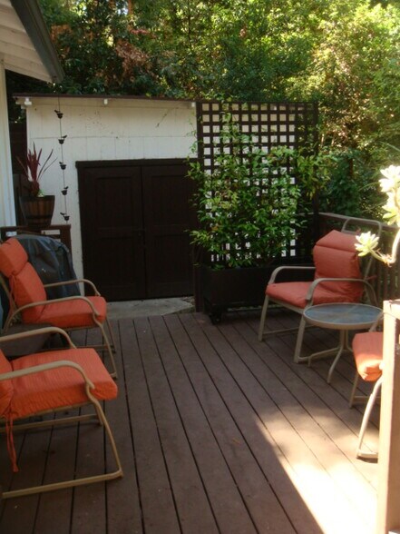 Back Deck - 1841 Pool Rd