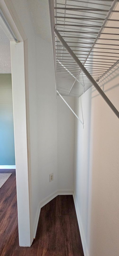 Building Photo - No HOA! Peaceful Cul-de-Sac Living with Ou...