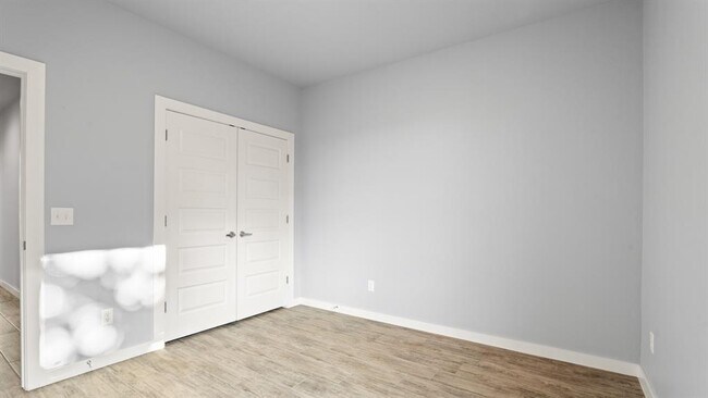 Building Photo - 17857 Salem Rd