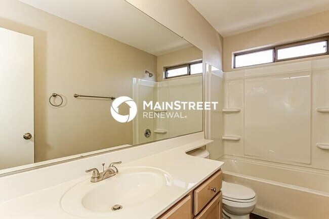 Building Photo - 3 Bedroom Pet-Friendly Home in PEORIA, AZ with Main Street Renewal