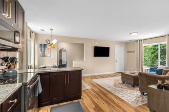 Building Photo - 18443 Sharon Ln