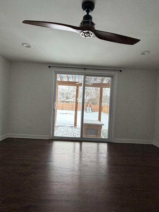 Building Photo - 2802 Dove St