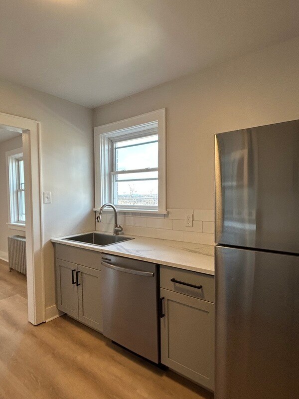 Building Photo - 2903 Voelkel Ave