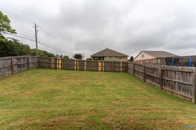 Building Photo - 2401 Bell Manor Dr SW